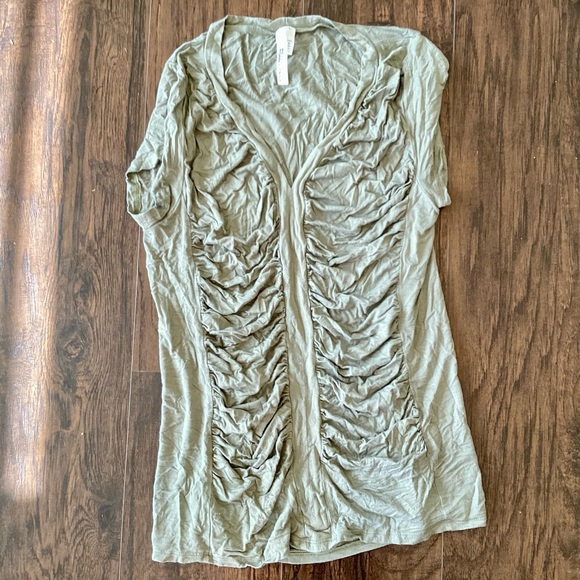 Flats & Heels Draped Top - Picture 3 of 5